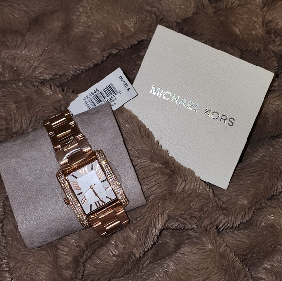 NWT Michael Kors Oversized Emery Pave Rose-Gold Tone Tone Watch